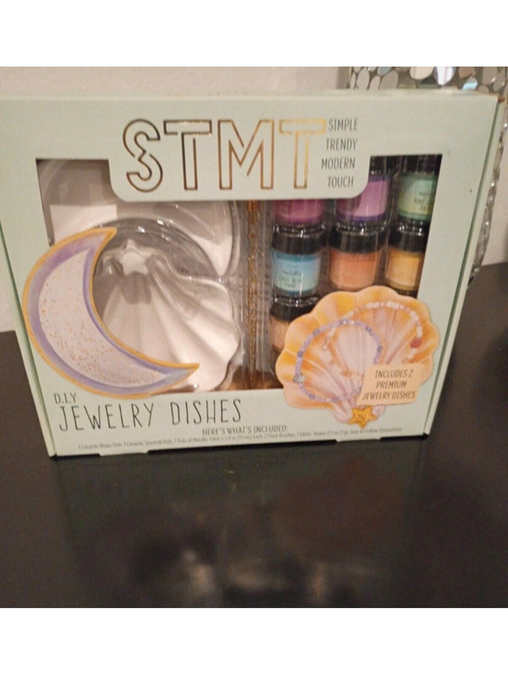 STMT D.I.Y Moon & Seashell Jewelry Dishes w/ Paint, Glitter, and 2 Brushes New
